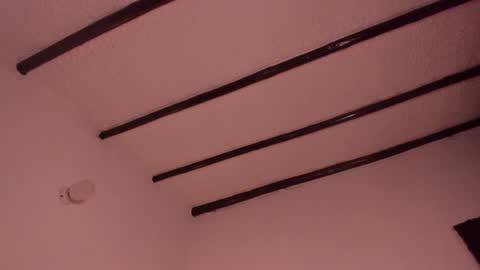 Vero online from Tuesday to Sunday online show from 01.05.25