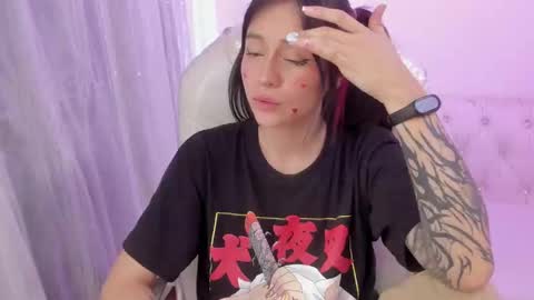 Snapshot of purple_slut_ chatting on 02.03.25 Anna online show from 02.03.25