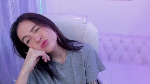 Snapshot of purple_slut_ chatting on 02.24.25 Anna online show from 02.24.25