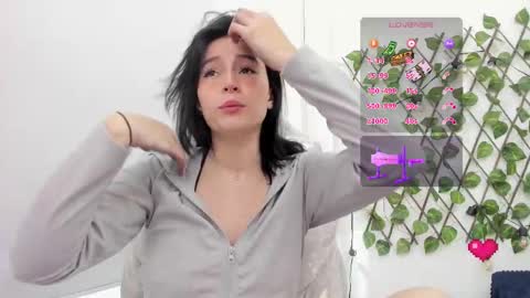 Snapshot of purple_slut_ chatting on 09.25.25 Anna online show from 09.25.25