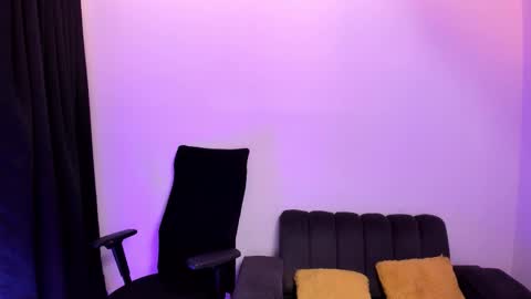 MEGANNNN online show from 03.14.26