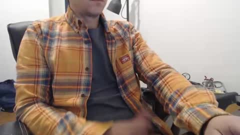 Snapshot of purplemountains chatting on 12.27.24 Purple Mountains online show from 12.27.24