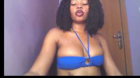 Snapshot of pussy_x_cookie chatting on 02.28.26 stella online show from 02.28.26