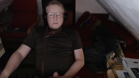 Snapshot of pussylovercb chatting on 11.13.25 pussylovercb online show from 11.13.25