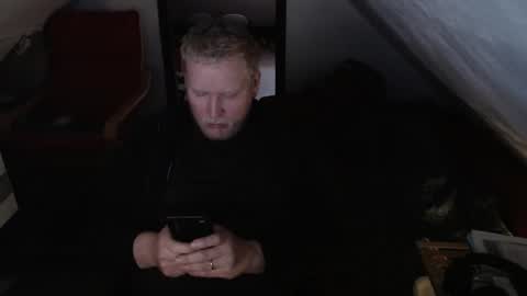 Snapshot of pussylovercb chatting on 11.18.25 pussylovercb online show from 11.18.25