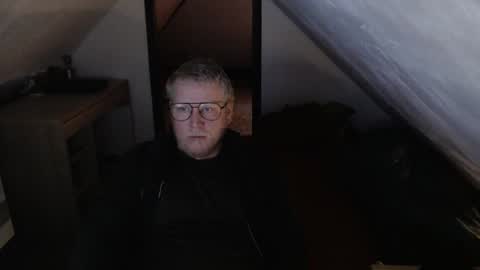 Snapshot of pussylovercb chatting on 12.03.25 pussylovercb online show from 12.03.25