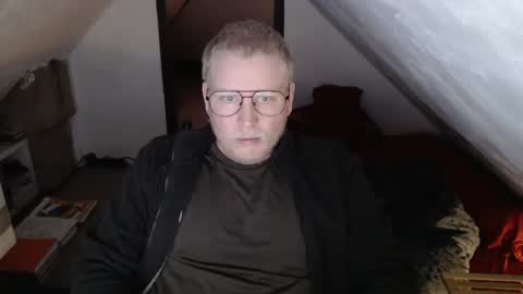 Snapshot of pussylovercb chatting on 01.12.26 pussylovercb online show from 01.12.26