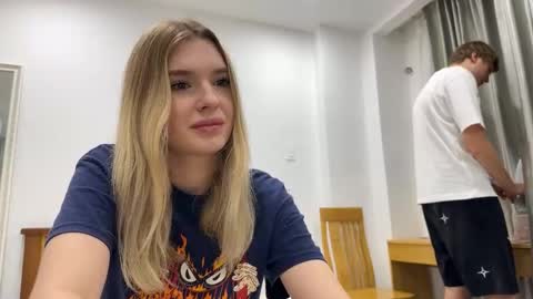 Lina online show from 12.02.25