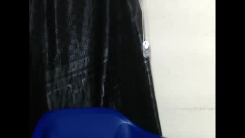 Snapshot of pussyxcockx chatting on 02.26.25 pussyxcockx online show from 02.26.25