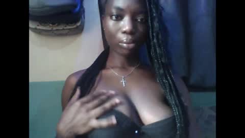 Snapshot of pweedy_ora chatting on 06.28.26 ora online show from 06.28.26