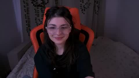 Snapshot of pyro_flerrr chatting on 05.10.26 Ava online show from 05.10.26
