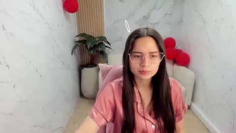 Qetsyah online show from 02.22.26