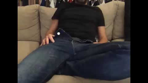 Snapshot of qsx9 chatting on 12.25.24 Quentin online show from 12.25.24