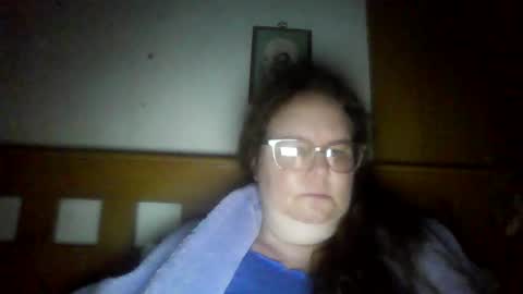 Snapshot of queen2118694 chatting on 02.04.26 naughty Queen online show from 02.04.26