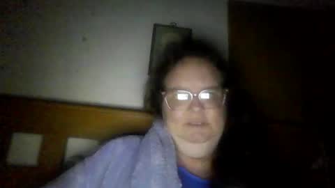 Snapshot of queen2118694 chatting on 02.25.26 naughty Queen online show from 02.25.26