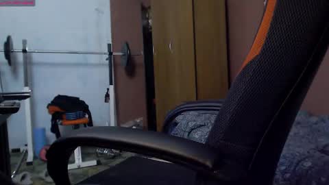 Lola online show from 02.08.25