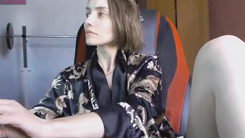 Lola online show from 03.11.25