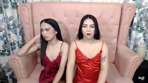 Snapshot of queen778502 chatting on 03.12.26 Queen Asian Goddess online show from 03.12.26