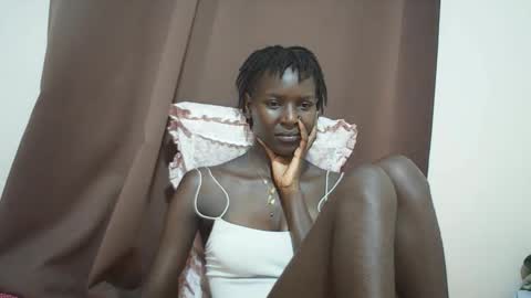 Snapshot of queen_0012 chatting on 04.30.26 asher online show from 04.30.26