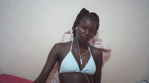 Snapshot of queen_0012 chatting on 07.14.26 asher online show from 07.14.26