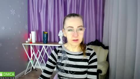 Snapshot of queen_a_n_i chatting on 03.07.25 A N I Ill be here on December 1st online show from 03.07.25