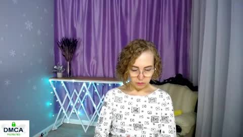 Snapshot of queen_a_n_i chatting on 06.07.26 A N I Ill be here on December 1st online show from 06.07.26