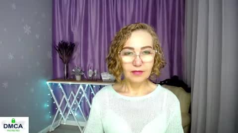 Snapshot of queen_a_n_i chatting on 07.11.26 A N I Ill be here on December 1st online show from 07.11.26