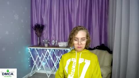 Snapshot of queen_a_n_i chatting on 07.14.26 A N I Ill be here on December 1st online show from 07.14.26