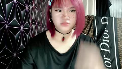 Snapshot of queen_elicktra chatting on 06.25.26 JOY online show from 06.25.26