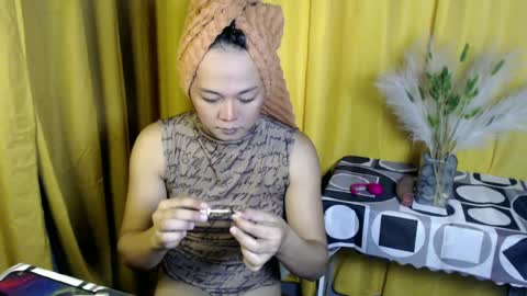 queen_ennah online show from 06.24.26