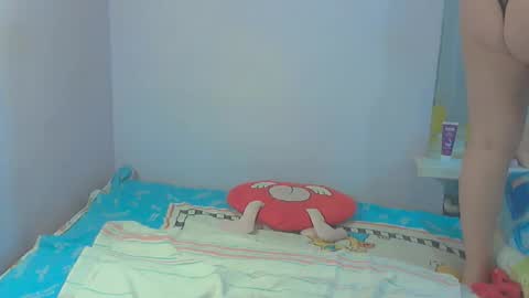 queen_jane8 online show from 11.25.25