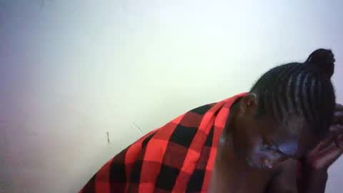 Snapshot of queen_joan chatting on 02.13.25 queen_joan online show from 02.13.25