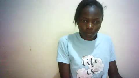 Snapshot of queen_joan chatting on 02.25.25 queen_joan online show from 02.25.25