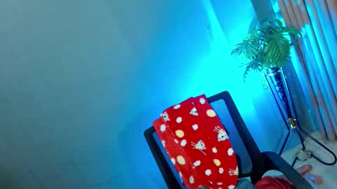 Kendal  online here from 6am-3pm philippine time online show from 03.09.25