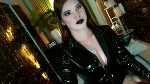Snapshot of queen_kendalx19 chatting on 06.03.26 Kendal online here from 6am-3pm philippine time online show from 06.03.26