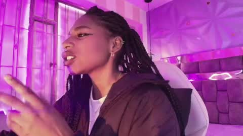   online show from 05.11.26
