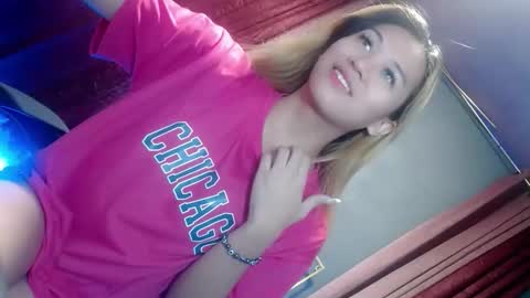 Snapshot of queena10 chatting on 09.11.25 CALL ME YOUR QUEEN AIVY1 online show from 09.11.25