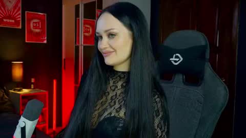 Snapshot of queenaliss chatting on 02.12.26 Your world and the universe Aliss online show from 02.12.26