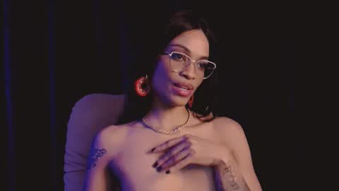 Snapshot of queendom_ing chatting on 02.26.25 Sweet Goddess online show from 02.26.25