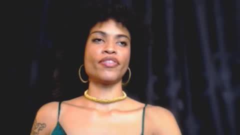 Snapshot of queendom_ing chatting on 11.26.25 Sweet Goddess online show from 11.26.25