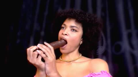 Snapshot of queendom_ing chatting on 11.27.25 Sweet Goddess online show from 11.27.25