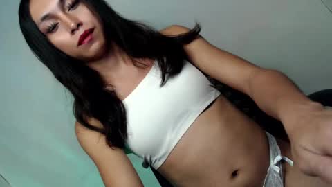 just call me QUEEN and ill be there online show from 03.11.25