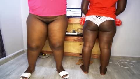 Nina online show from 10.08.25