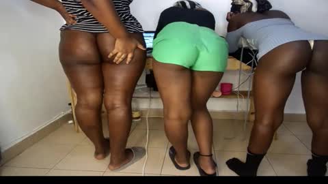 Nina online show from 03.21.26