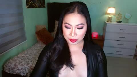 Miss Celine online show from 02.10.26