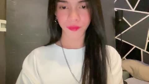 QUEEN online show from 03.15.26