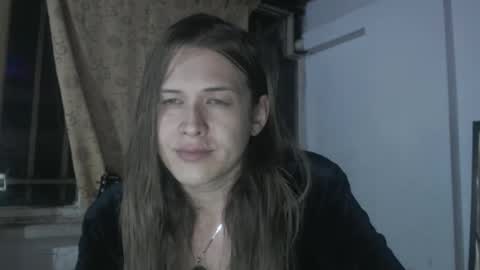 Snapshot of queennicky88 chatting on 10.11.25 Nico online show from 10.11.25