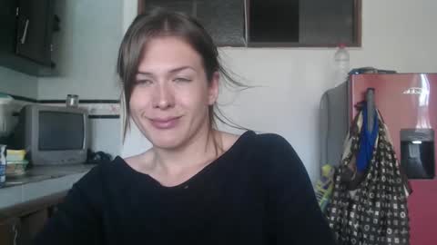 Snapshot of queennicky88 chatting on 10.23.25 Nico online show from 10.23.25