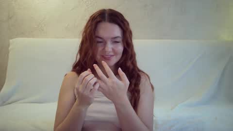 QueenOfModels online show from 01.20.25