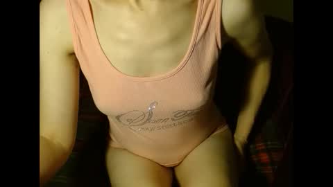 Snapshot of queenoftenderness chatting on 01.29.25 queenoftenderness online show from 01.29.25